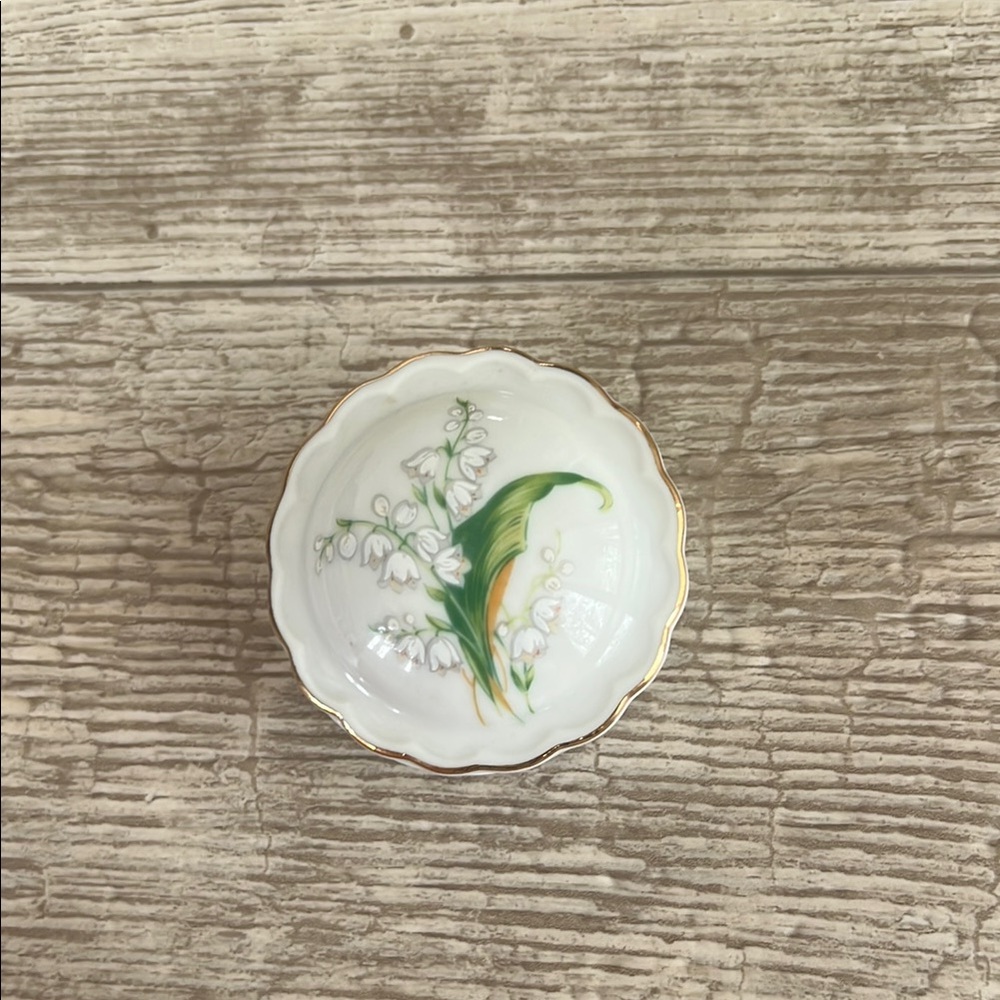 (RARE) Floral Porcelain Trinket Dish
